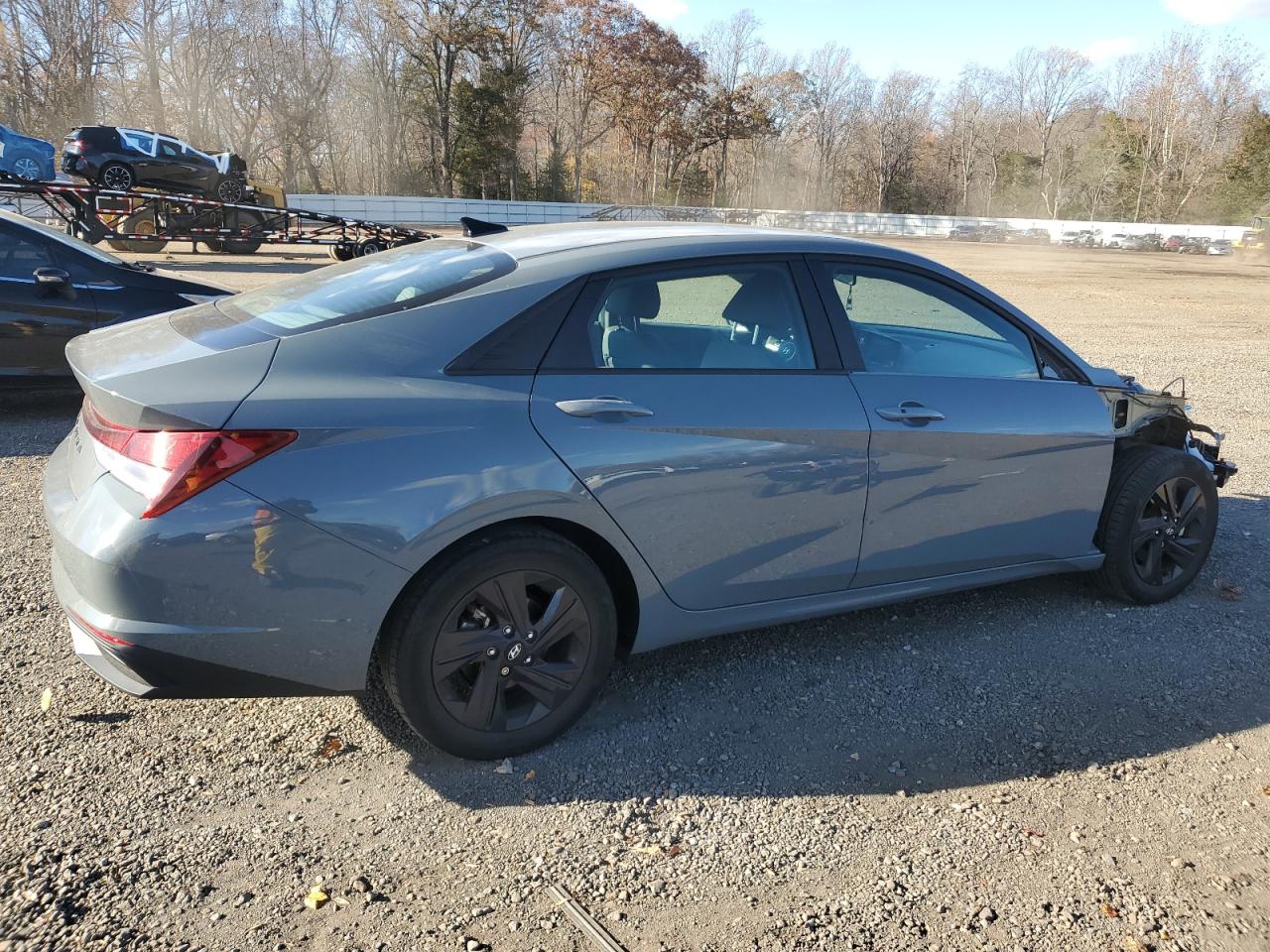 Hyundai ELANTRA Sel Image 5