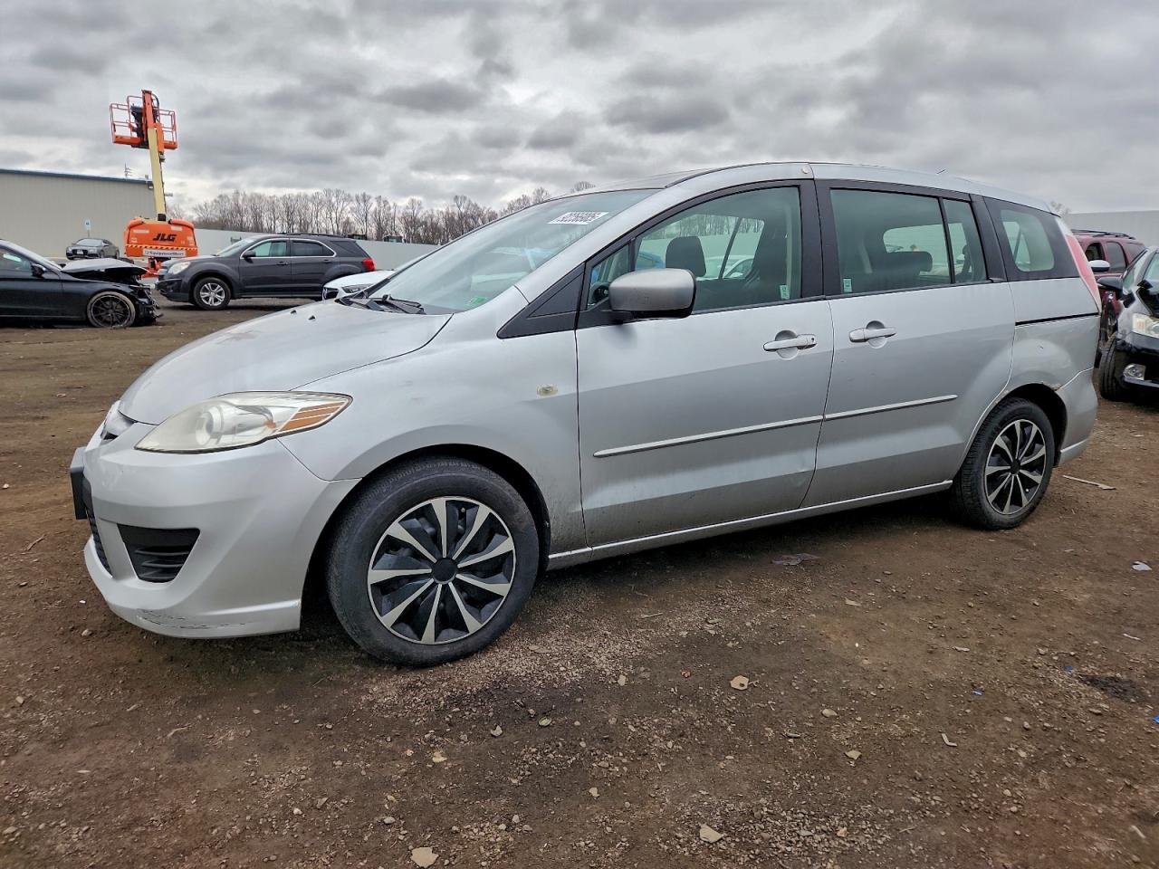 Mazda 5 Image 1