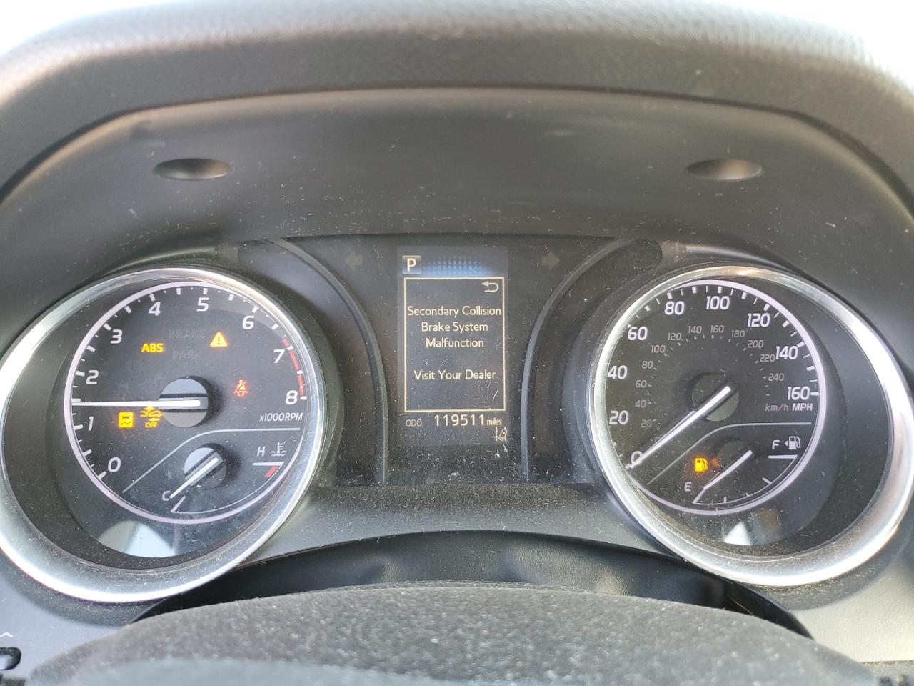 Toyota Camry L Image 2