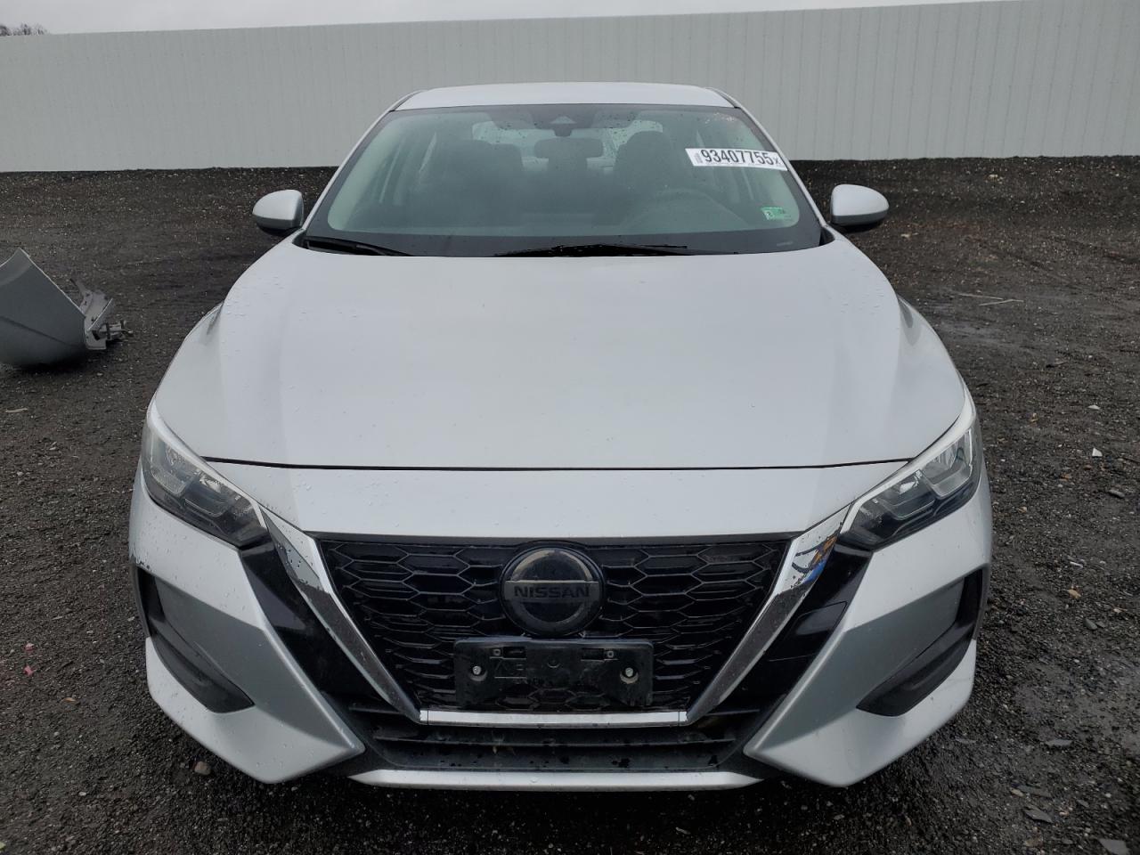 Nissan Sentra S Image 3