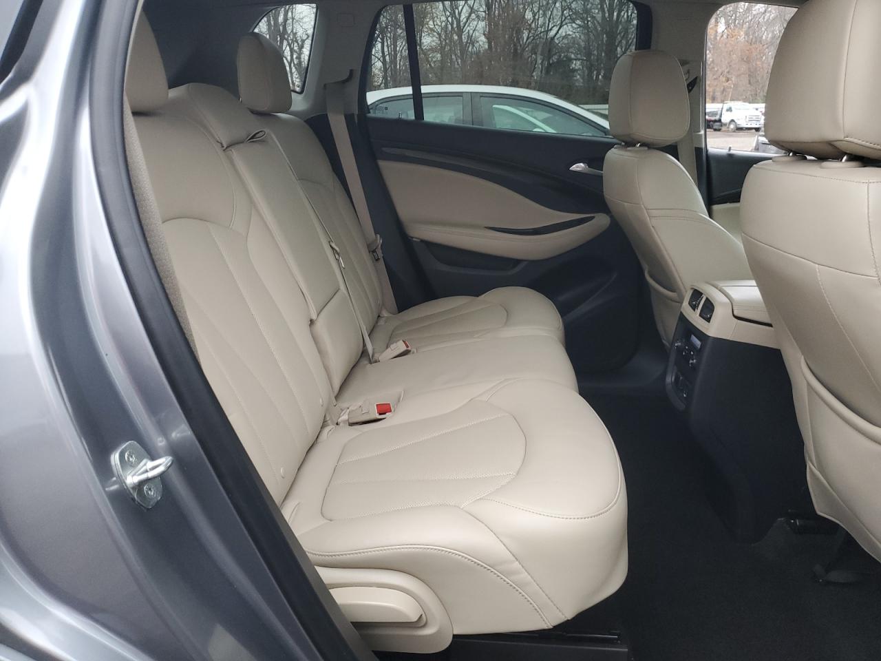 Buick Envision Essence Image 2