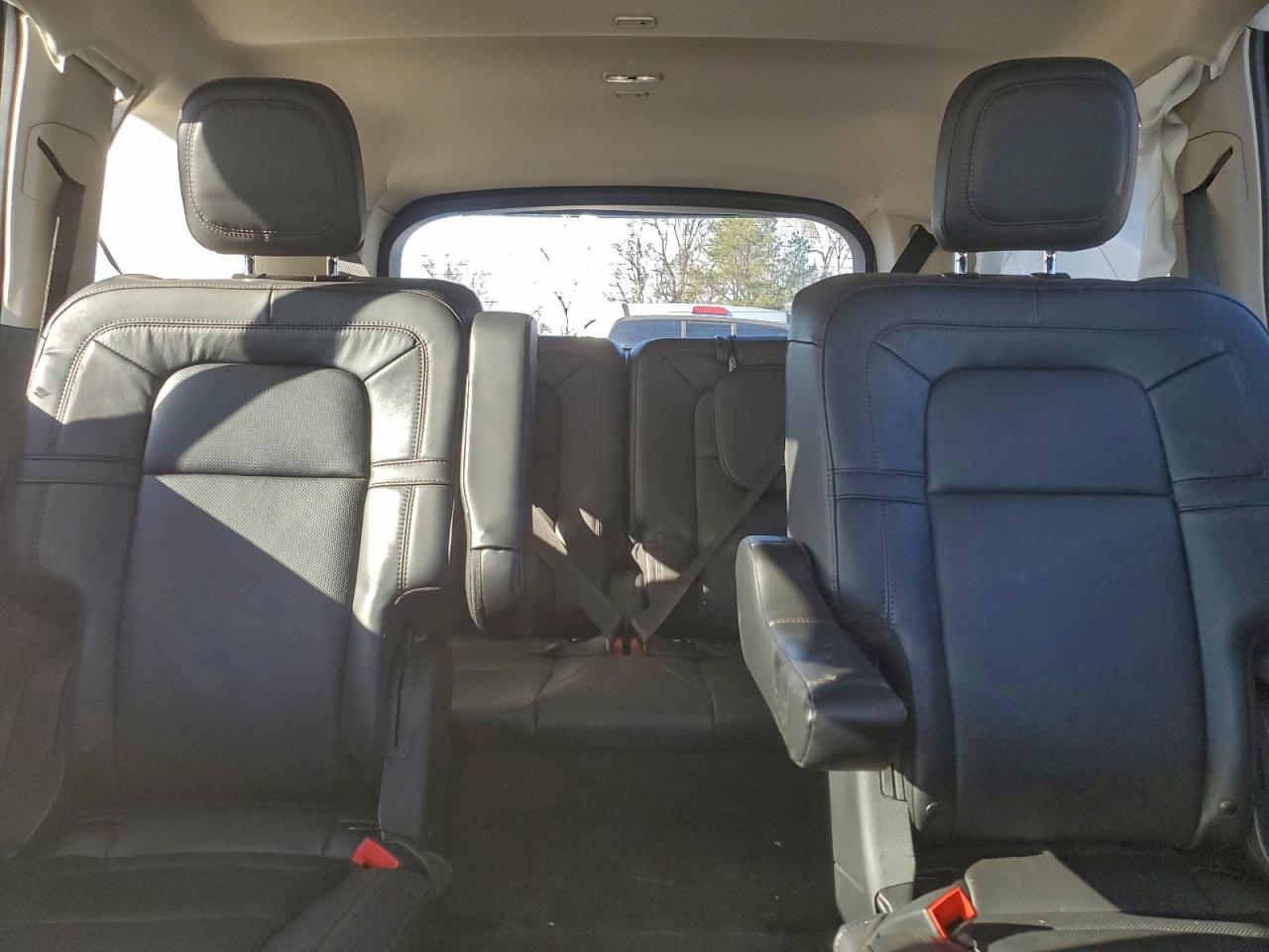 Lincoln Aviator Reserve Image 6