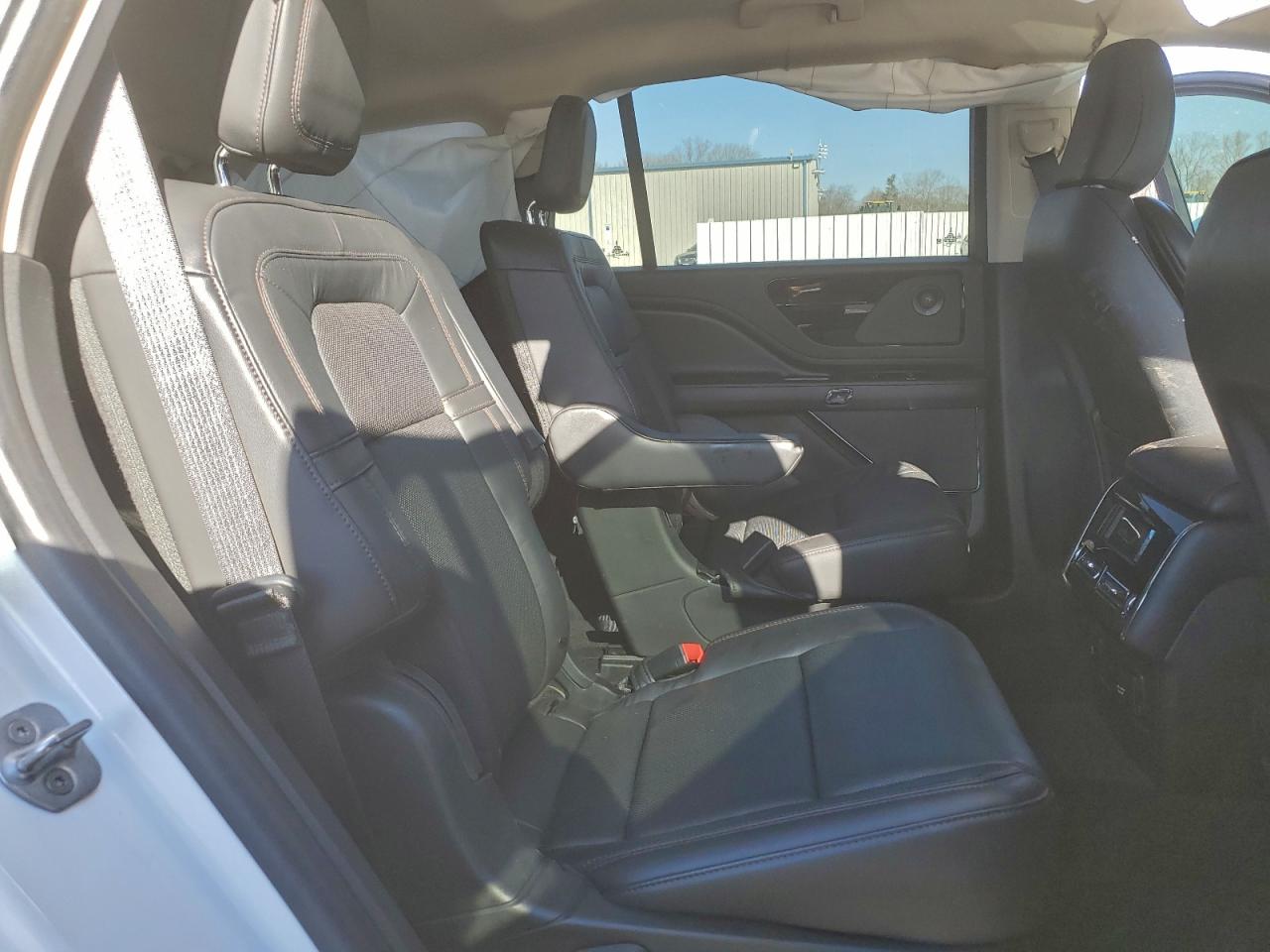 Lincoln Aviator Reserve Image 5