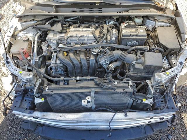 Toyota Corolla Le Image 6