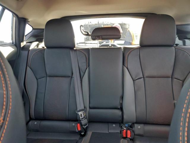 Subaru Crosstrek Limited Image 3