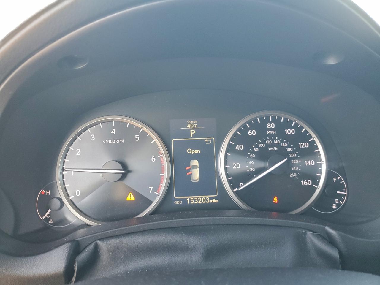 Lexus NX 200t Image 12