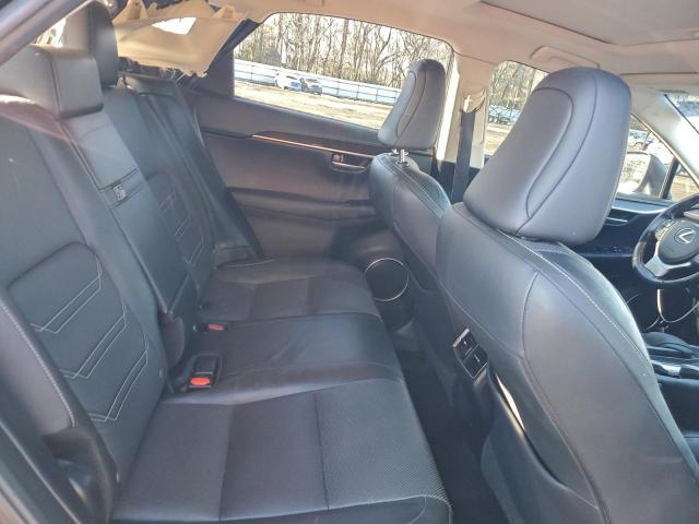 Lexus NX 200t Image 13