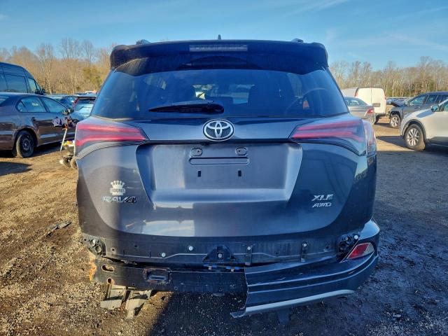 Toyota RAV4 Xle Image 3