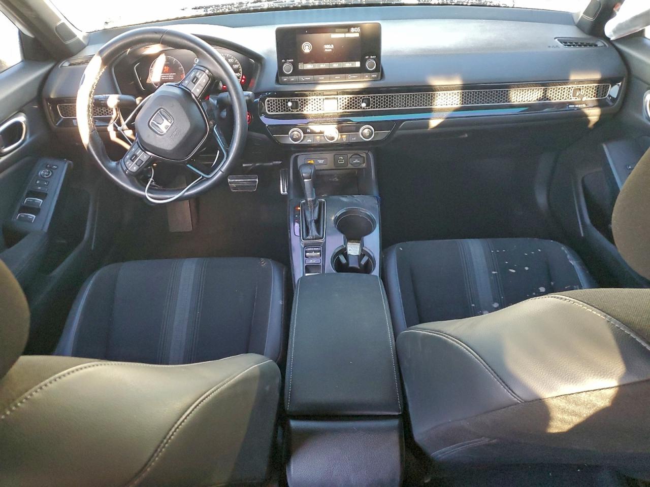 Honda Civic Sport Image 2