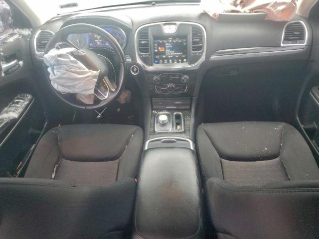 Chrysler 300 Touring Image 11