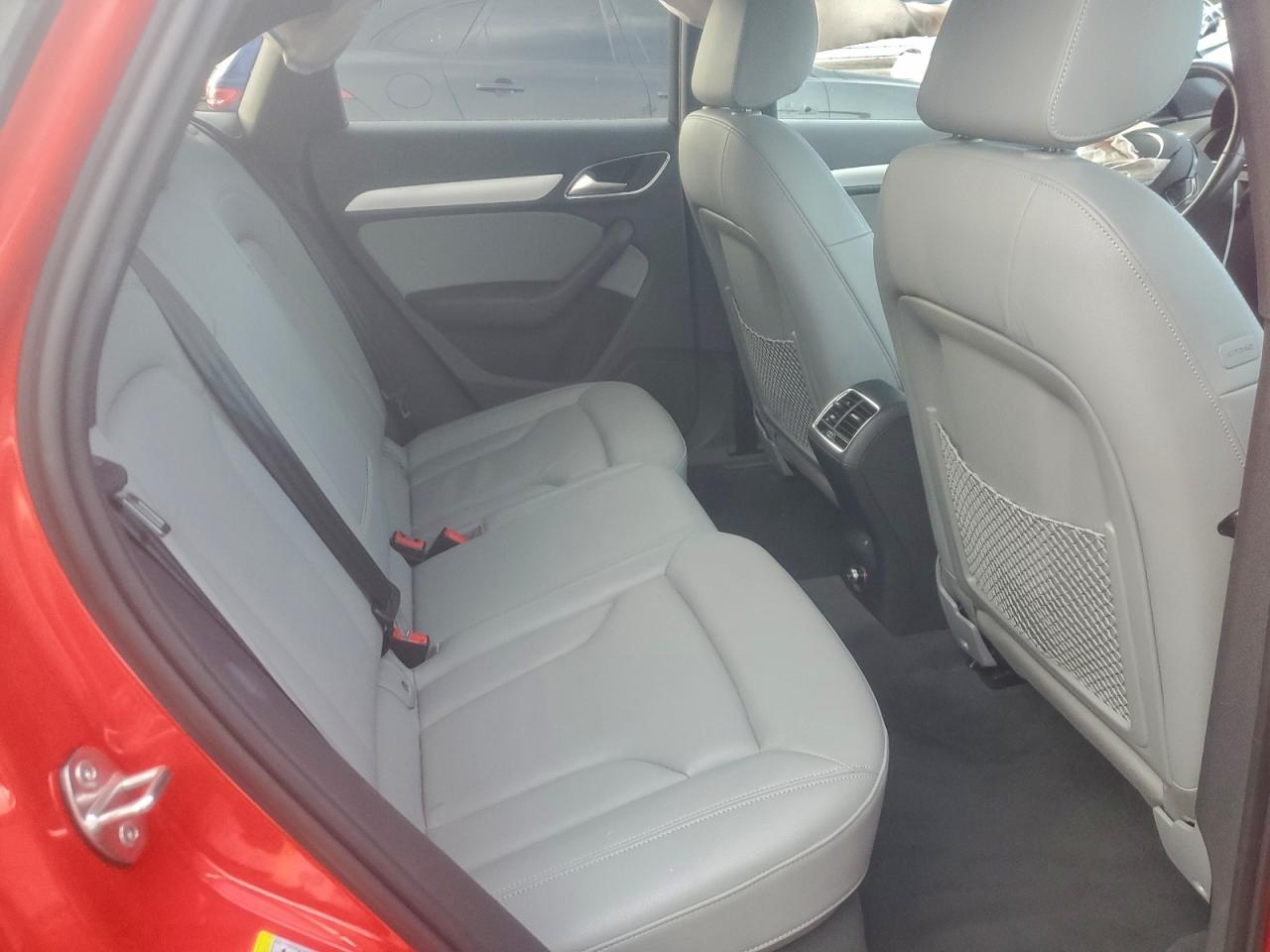 Audi Q3 Premium Image 6