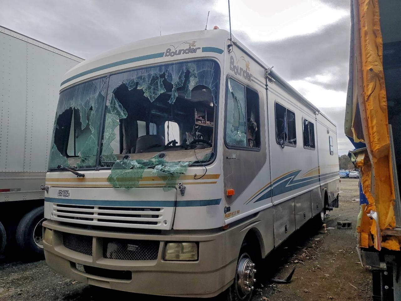 Workhorse Custom Cha Motorhome W22 Image 8