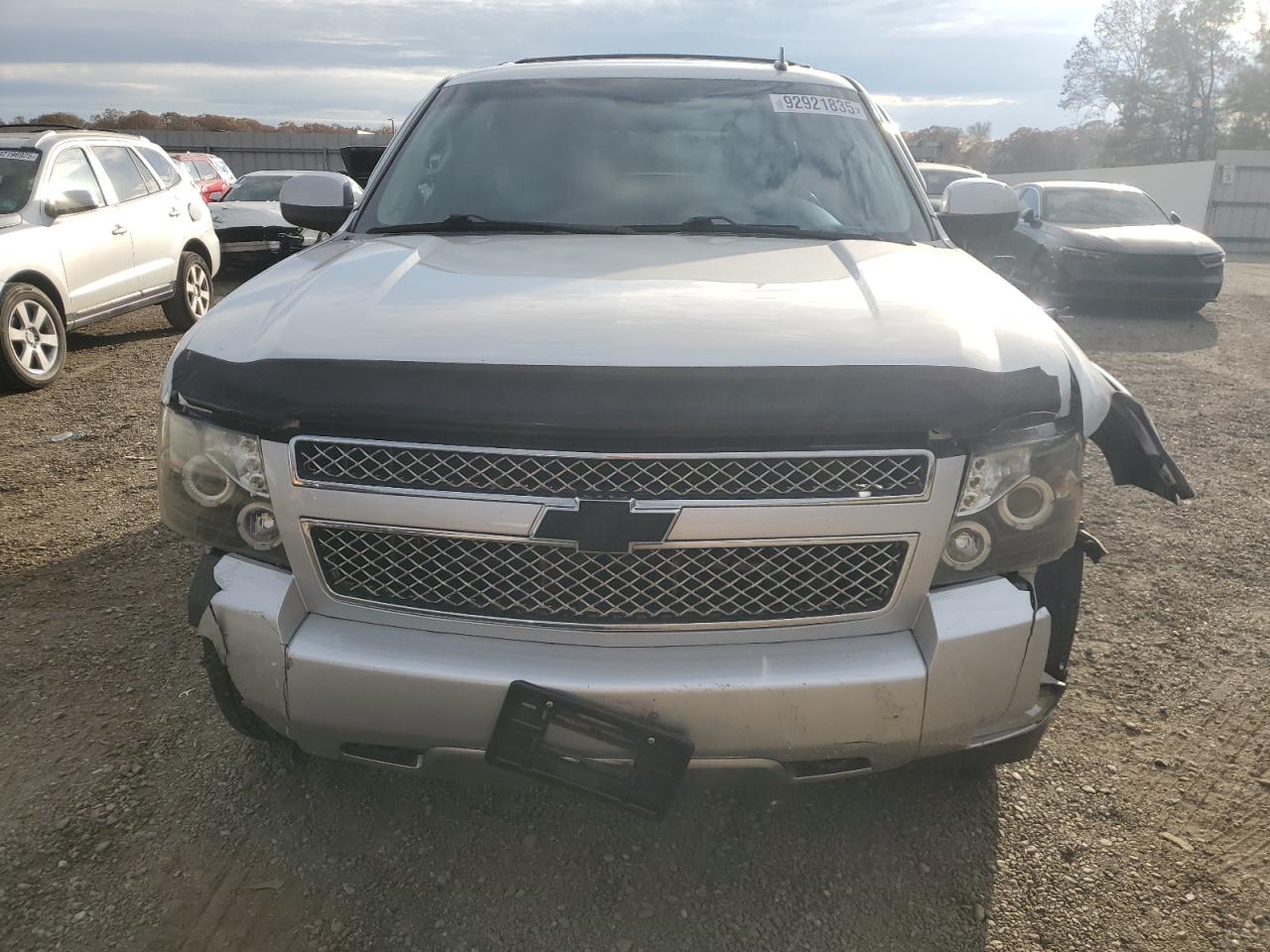 Chevrolet Tahoe K1500 Lt Image 5