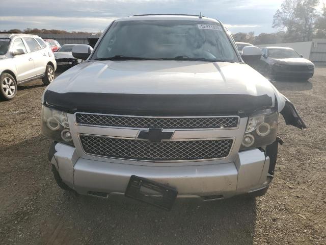 Chevrolet Tahoe K1500 Lt Image 5