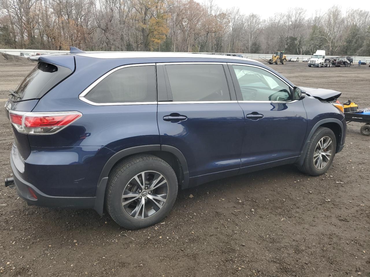 Toyota Highlander Xle Image 10