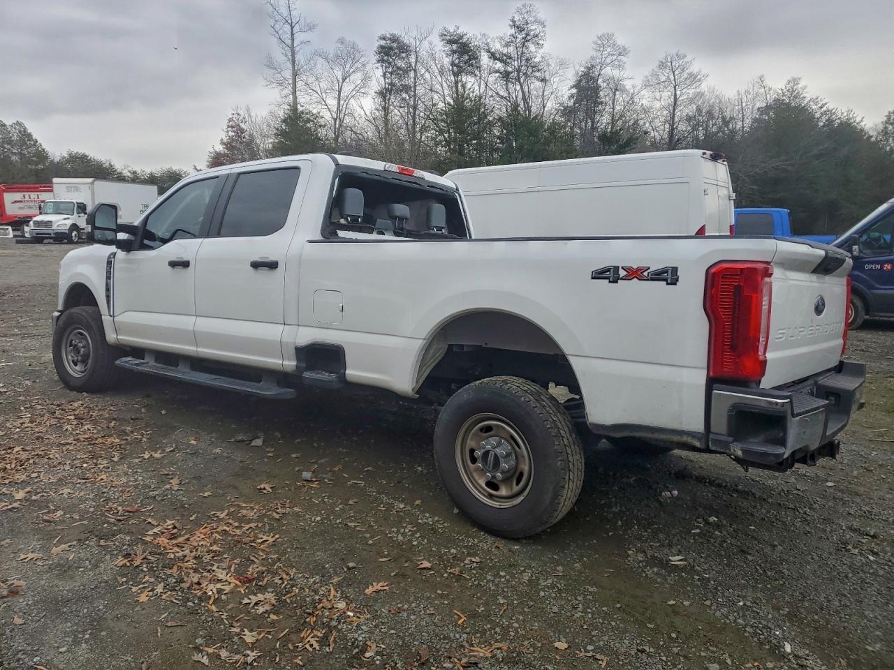 Ford F-350 Super Duty Image 6