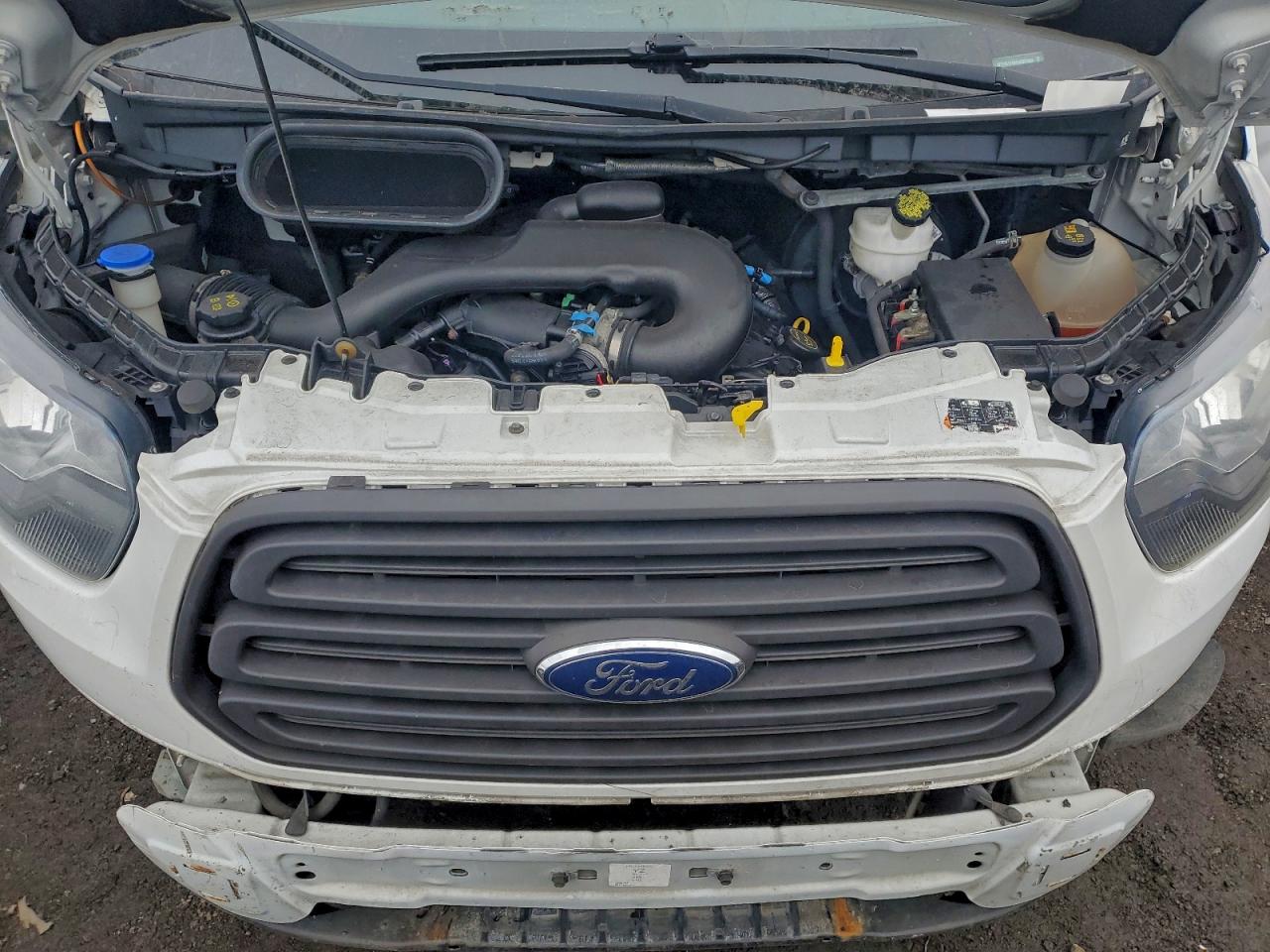 Ford Transit T-250 Image 13