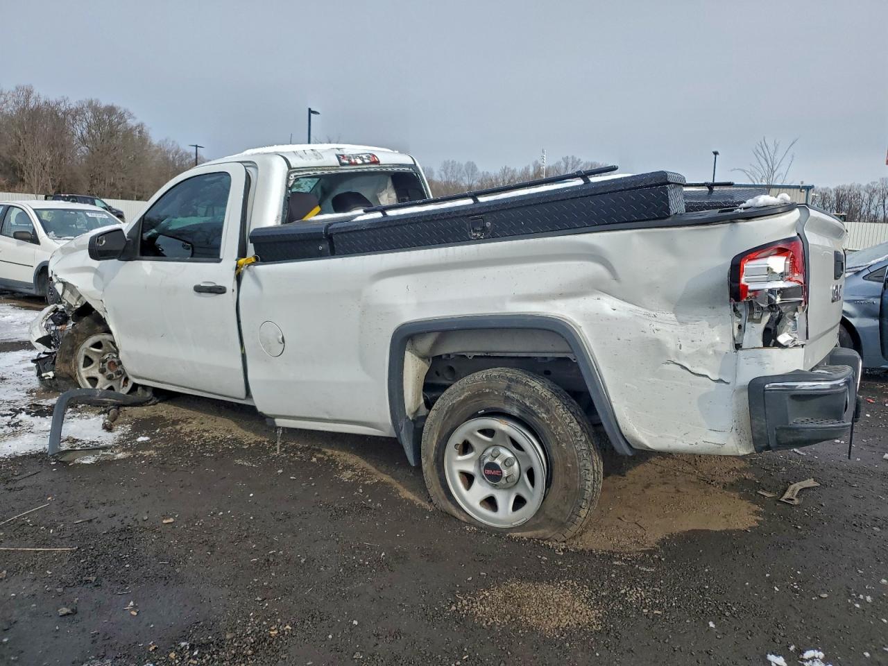GMC Sierra C1500 Image 8