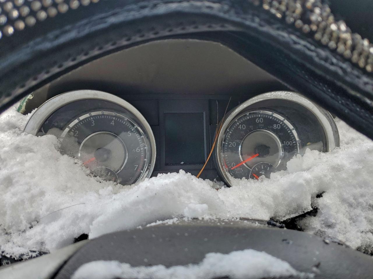 Chrysler Minivan Touring L Image 5