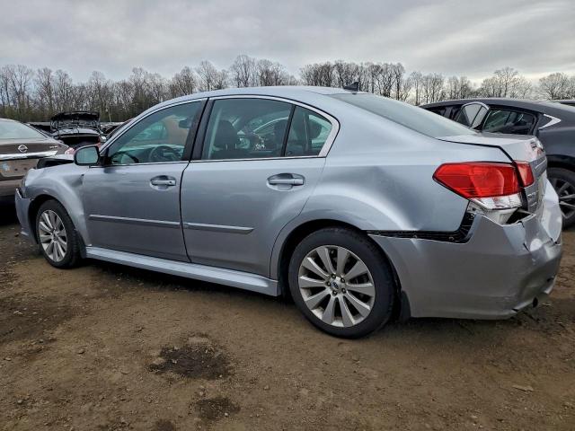 Subaru Legacy 2.5i Limited Image 10