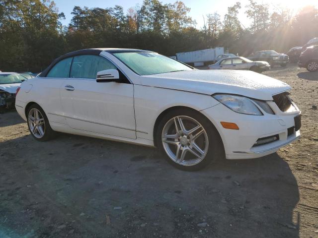 Mercedes-Benz E-Class 350 Image 10