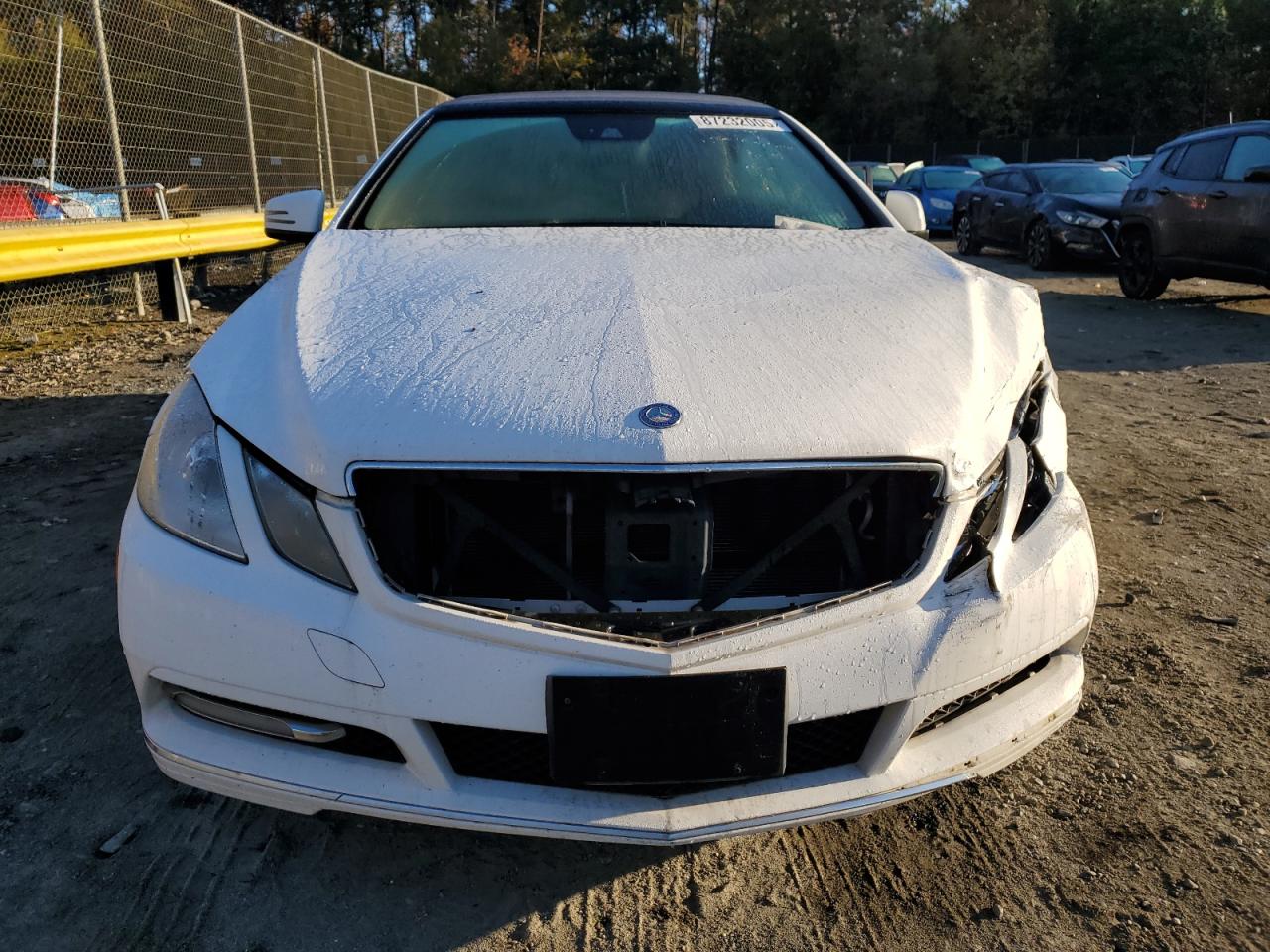 Mercedes-Benz E-Class 350 Image 9