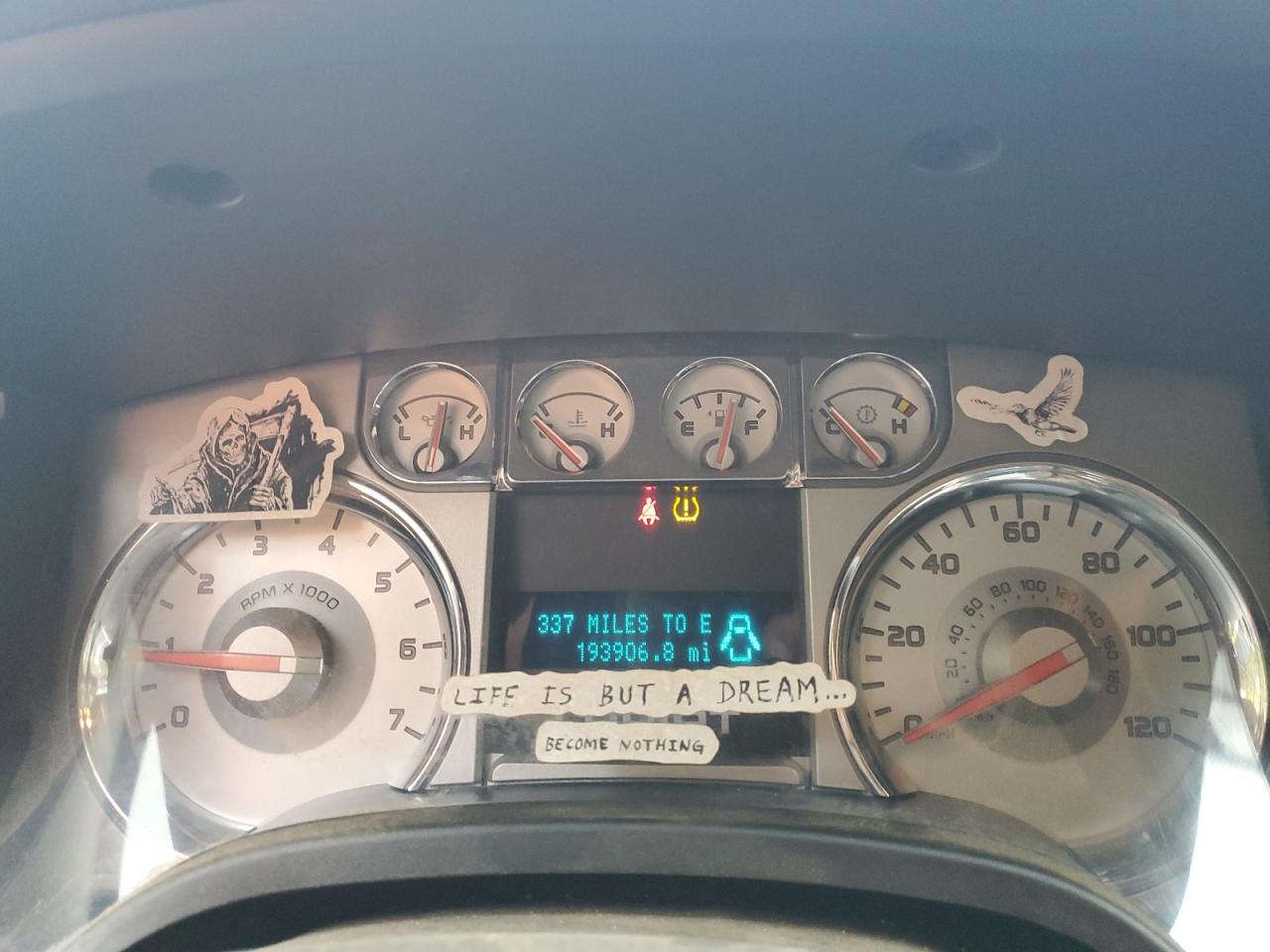 Ford F-150 Supercrew Image 6