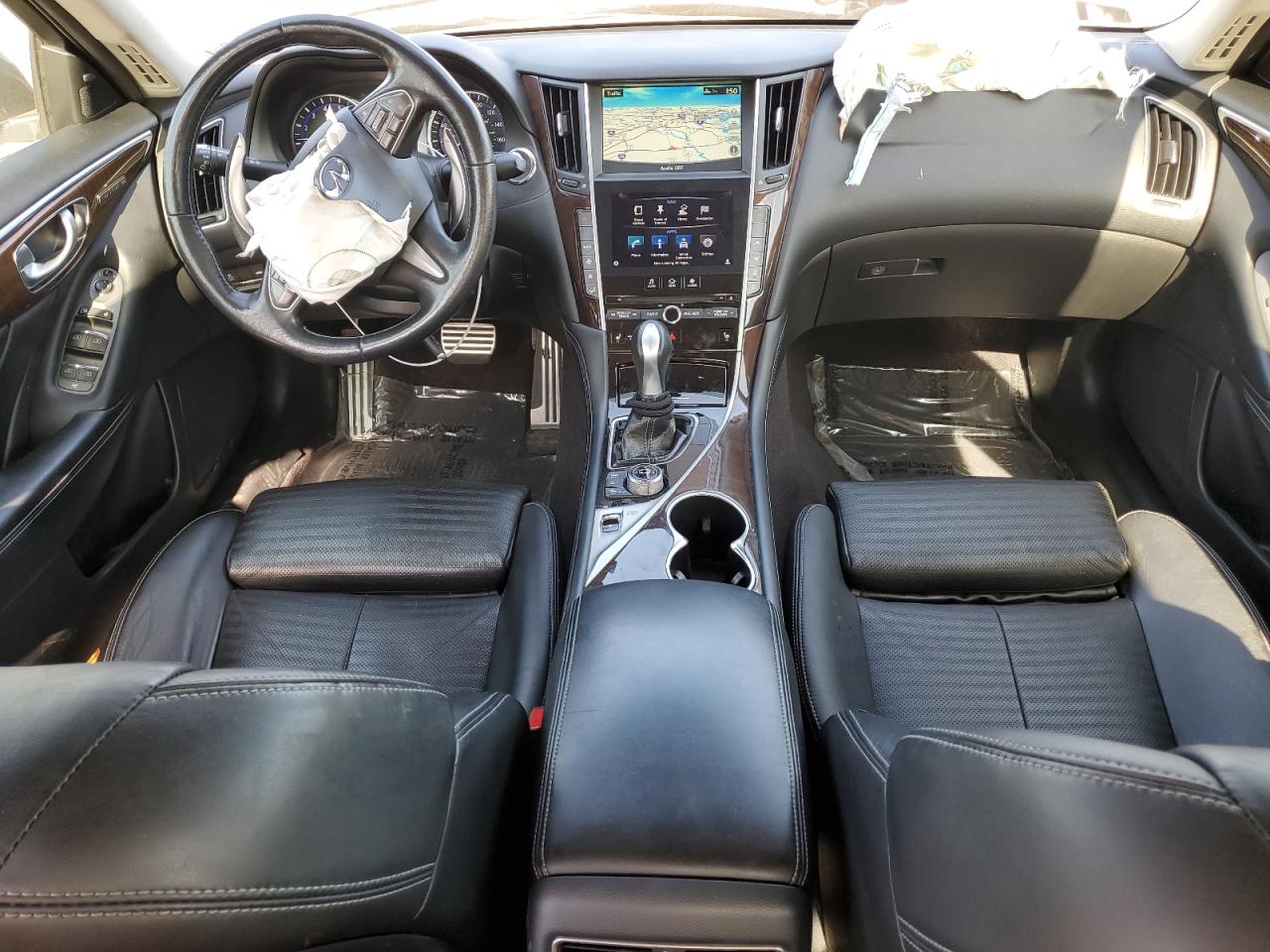 INFINITI Q50 Base Image 10