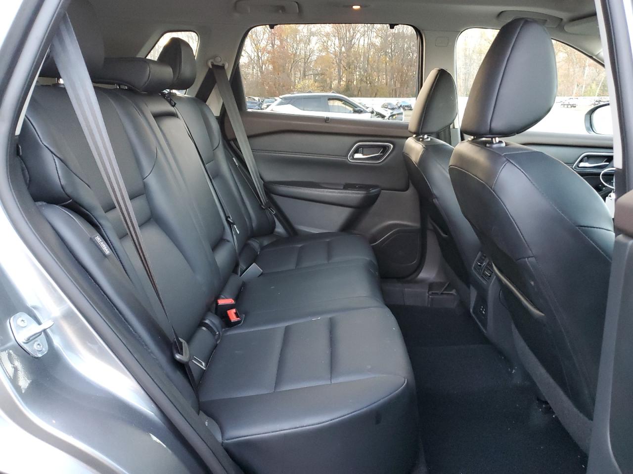 Nissan Rogue Sv Image 4