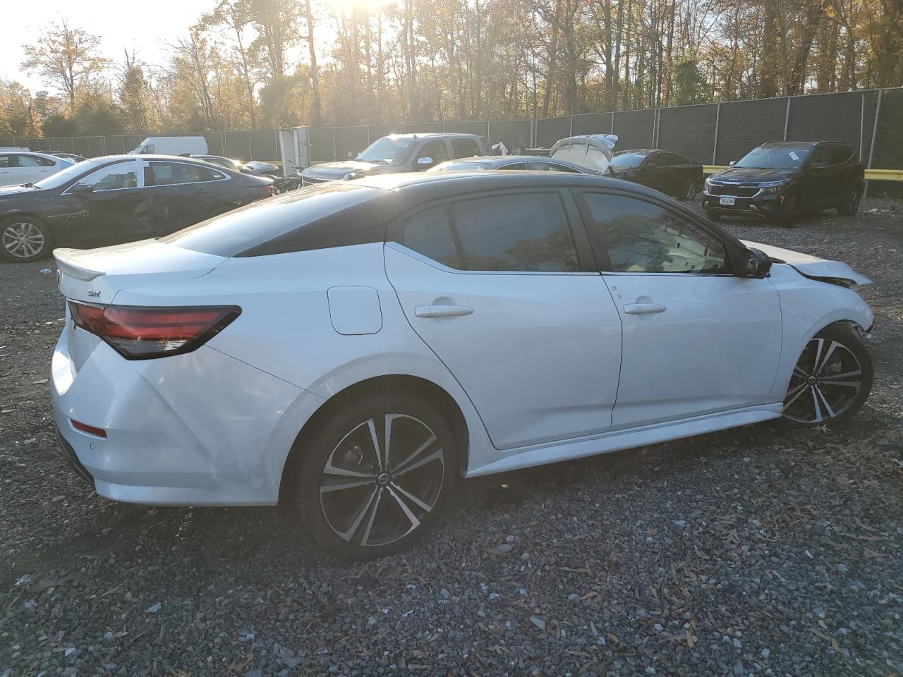 Nissan Sentra Sr Image 2