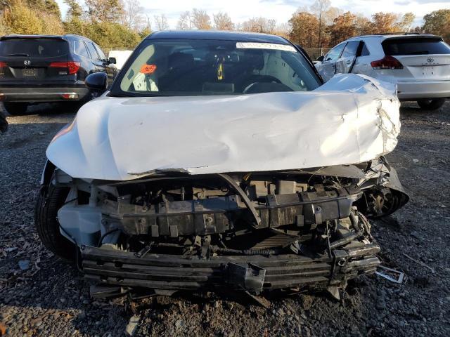 Nissan Sentra Sr Image 5