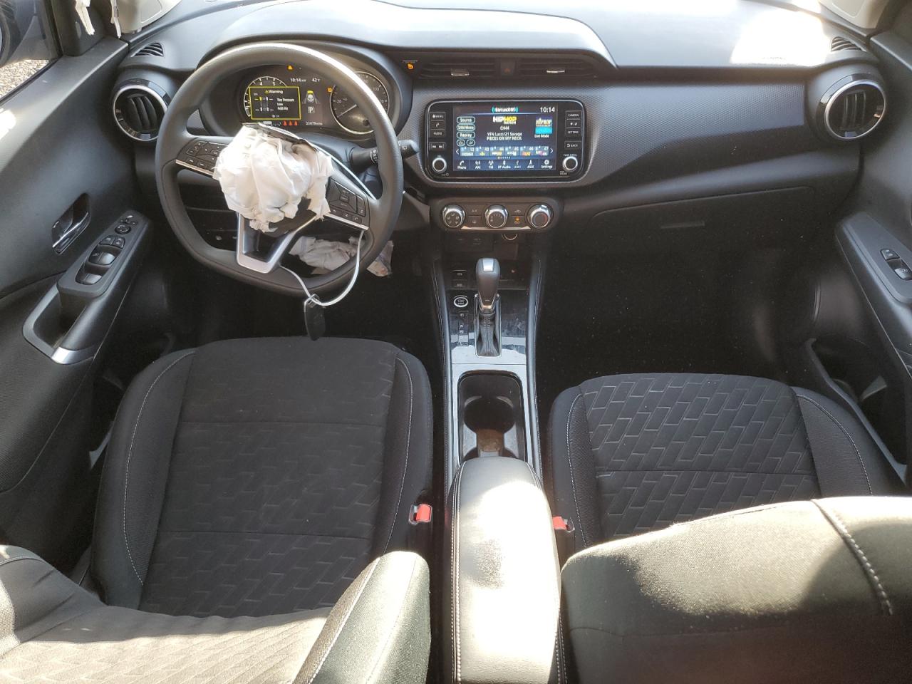 Nissan Kicks Sv Image 4