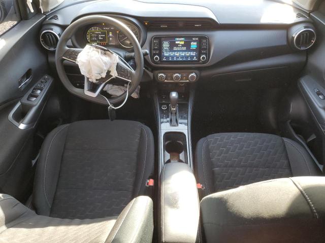 Nissan Kicks Sv Image 4