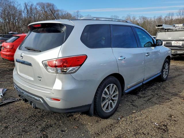 Nissan Pathfinder S Image 3