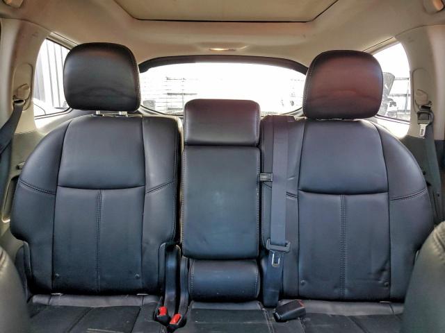 Nissan Pathfinder S Image 4