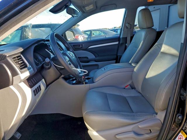 Toyota Highlander Le Image 4