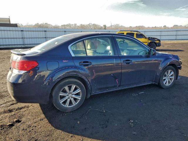 Subaru Legacy 2.5i Premium Image 12