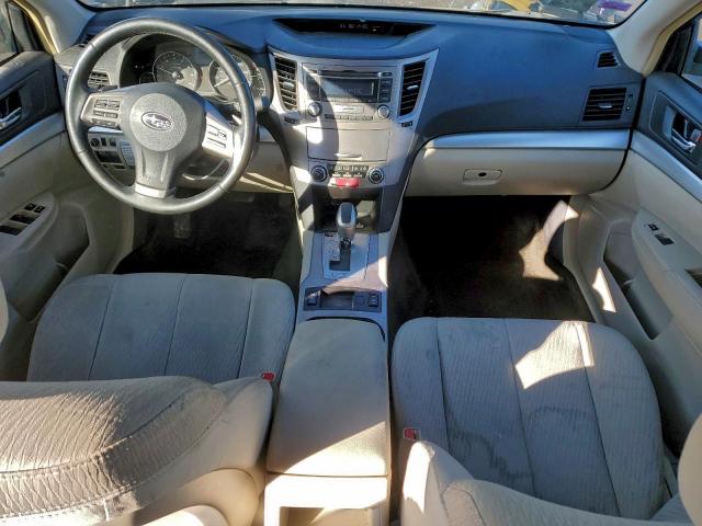 Subaru Legacy 2.5i Premium Image 6