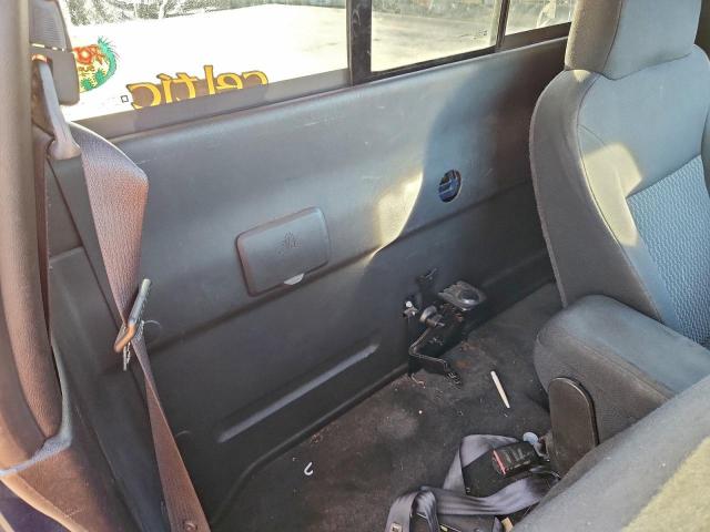 Chevrolet Colorado Image 11