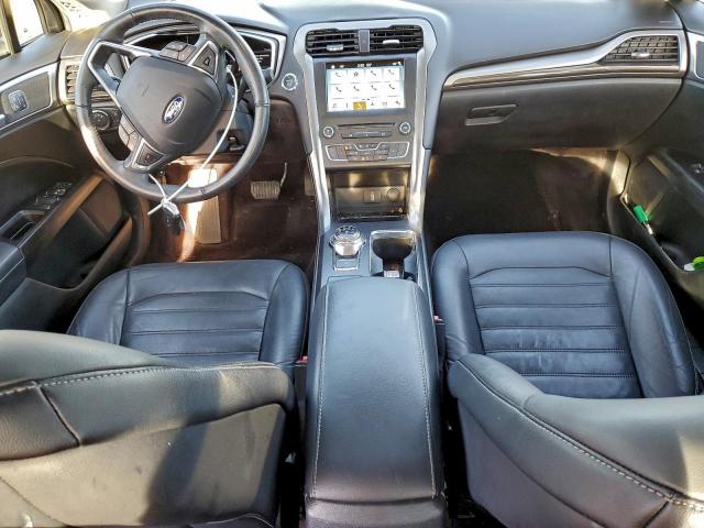 Ford Fusion Se Image 9