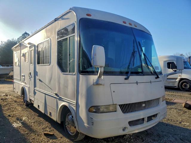  Salvage Workhorse Custom Cha Motorhome