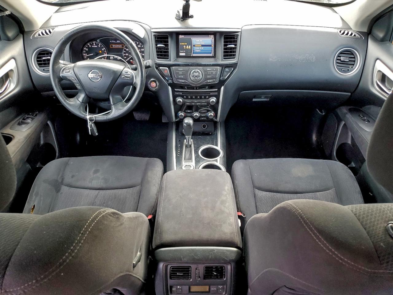 Nissan Pathfinder S Image 13