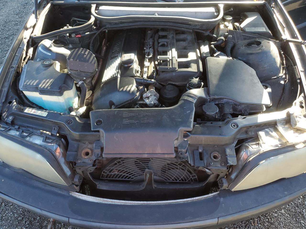 BMW 3 Series Xi Image 12