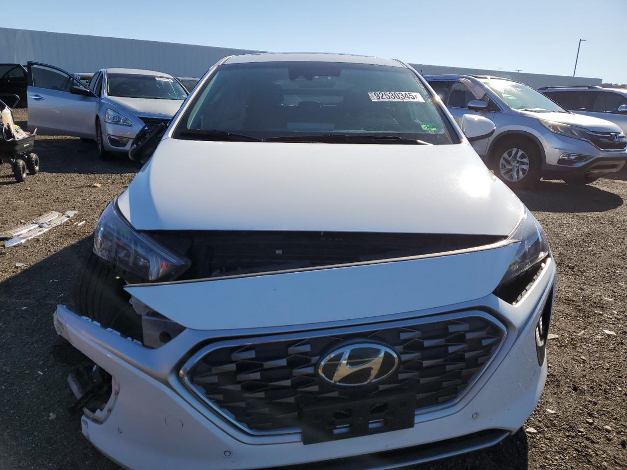 Hyundai Ioniq Limited Image 12