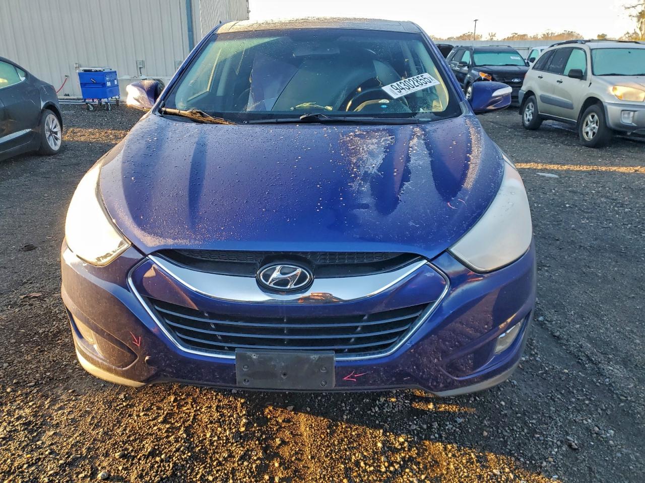 Hyundai TUCSON Gls Image 14