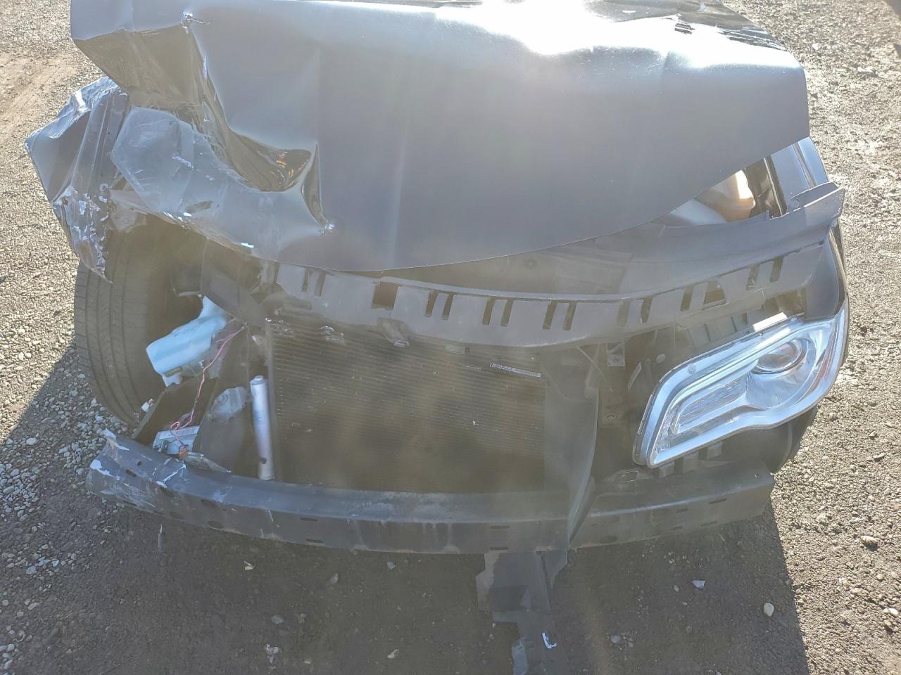 Chrysler 300 Image 5