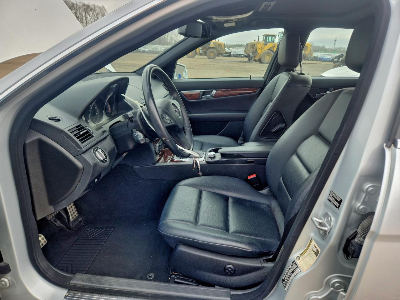 Mercedes-Benz C-Class 300 4matic Image 4