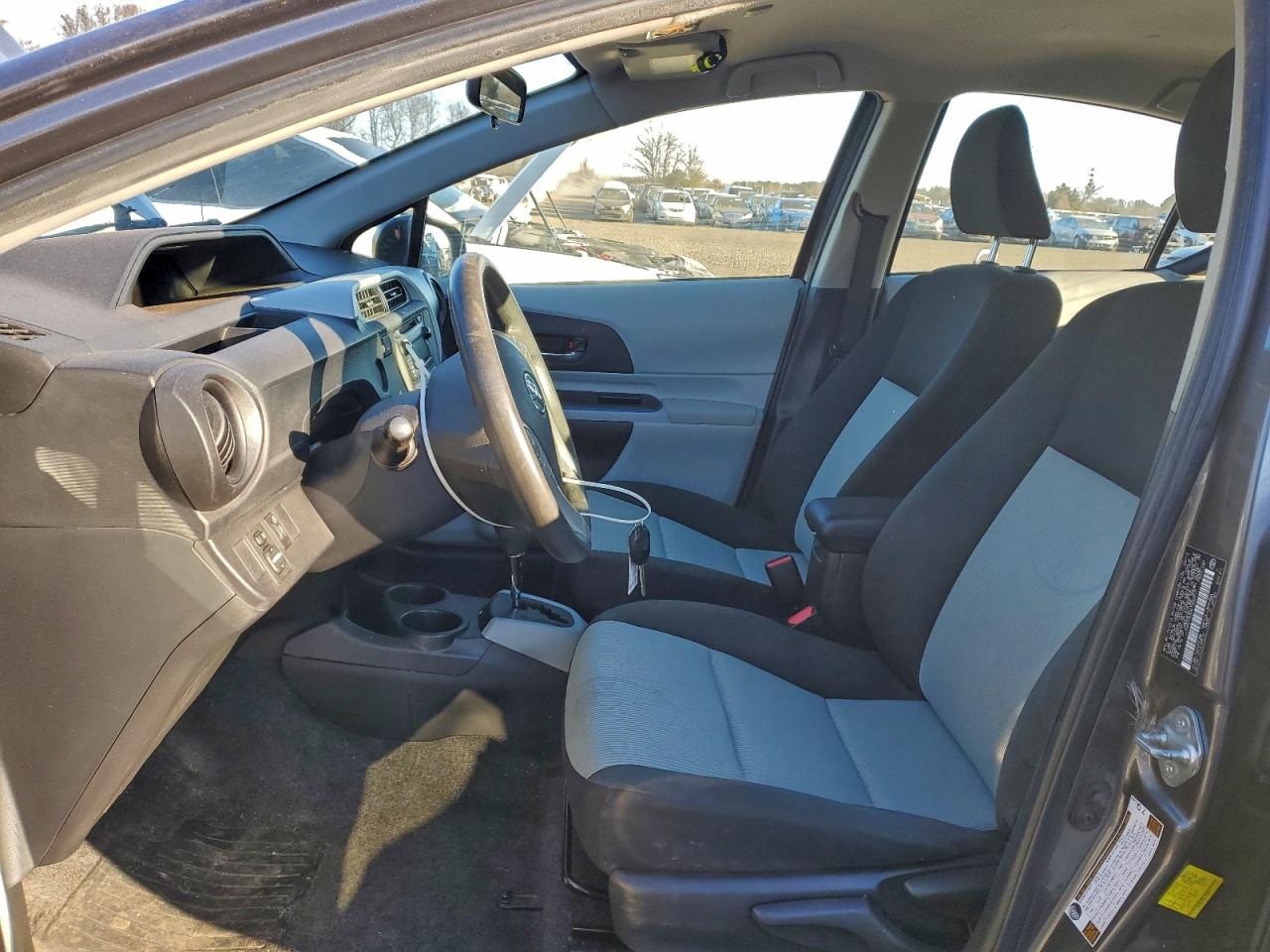 Toyota Prius Image 9