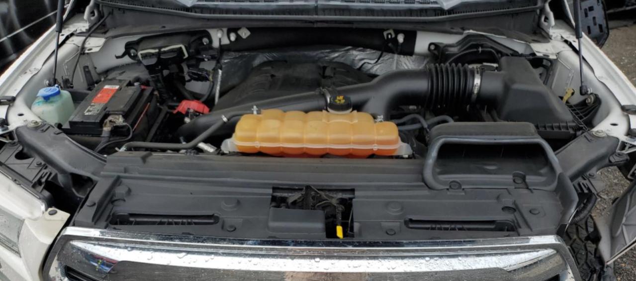 Ford F-150 Supercrew Image 5