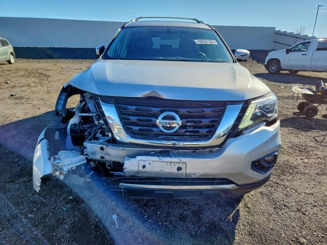 Nissan Pathfinder Platinum Image 13